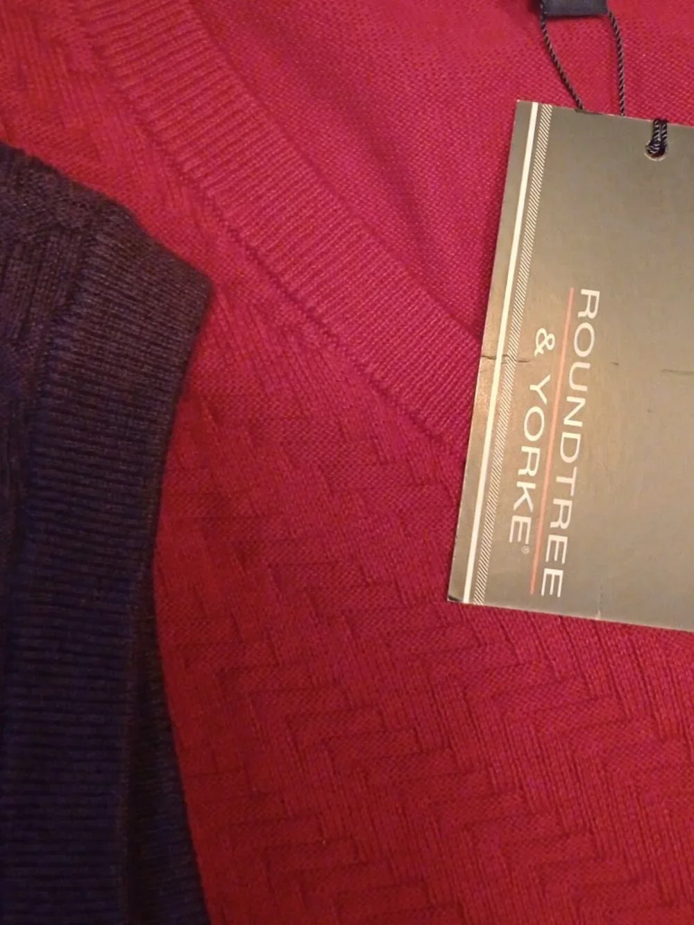 2 Sweater Vest,